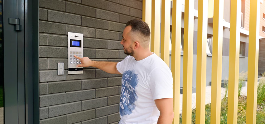 Locksmith Company For Smart Lock System Installation in Torrance, California